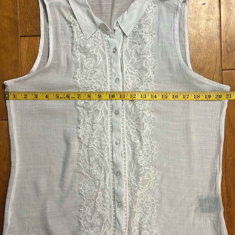 Harve Bernard White Sleeveless Lace Top Size XL Sheer Coquette Cottage Coastal - Picture 4 of 9